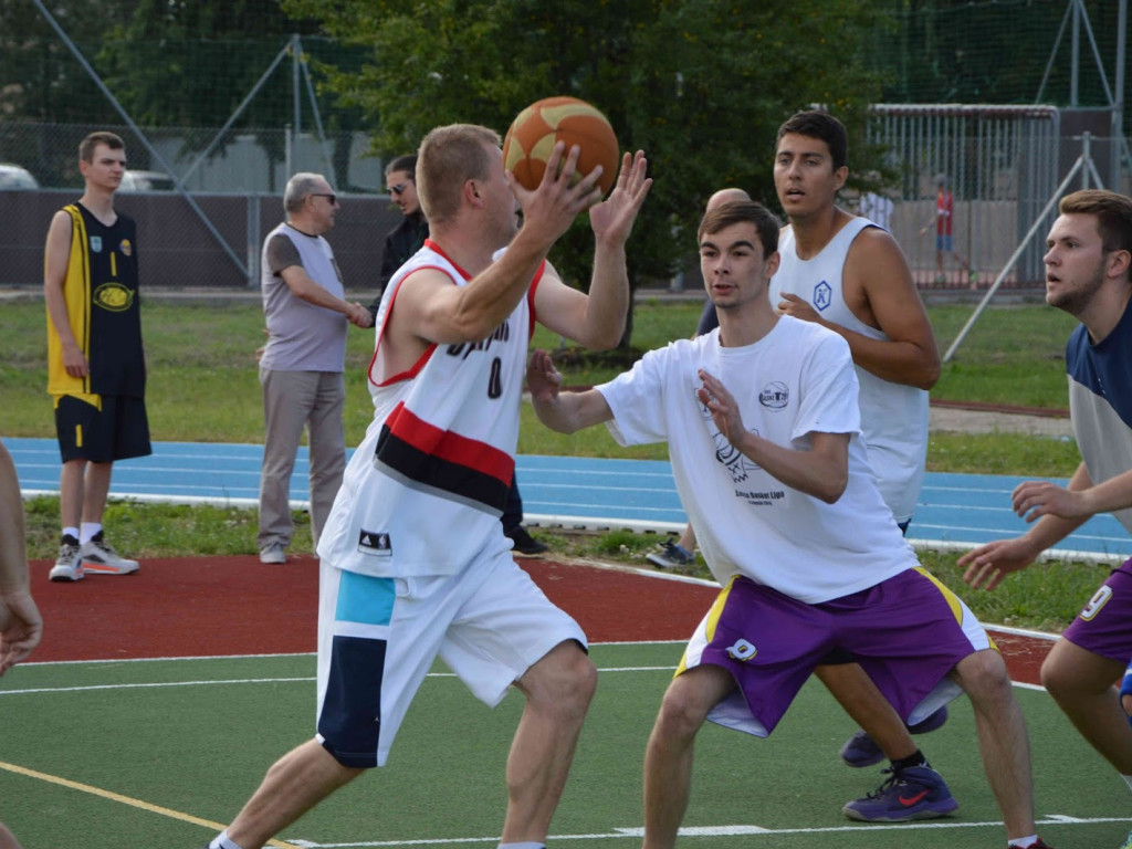  I edycja Streetball: Młodzi koszykarze rywalizowali w Kruszwicy [ZDJĘCIA]