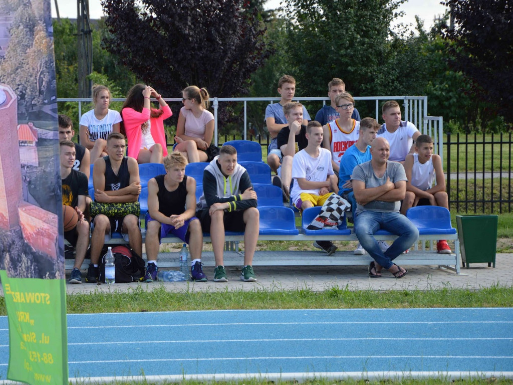 I edycja Streetball: Młodzi koszykarze rywalizowali w Kruszwicy [ZDJĘCIA]