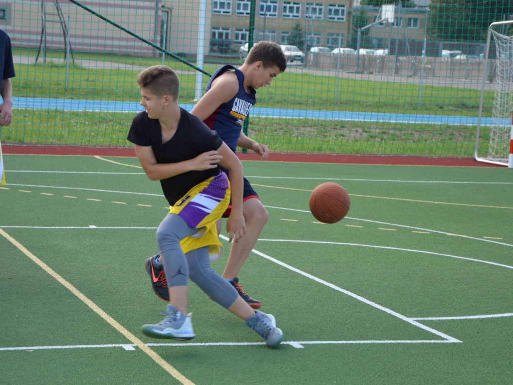  I edycja Streetball: Młodzi koszykarze rywalizowali w Kruszwicy [ZDJĘCIA]