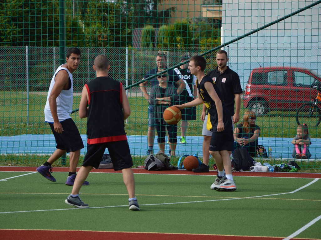  I edycja Streetball: Młodzi koszykarze rywalizowali w Kruszwicy [ZDJĘCIA]