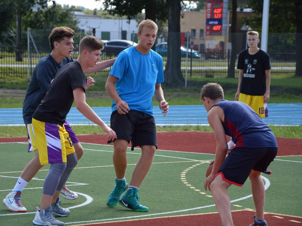  I edycja Streetball: Młodzi koszykarze rywalizowali w Kruszwicy [ZDJĘCIA]