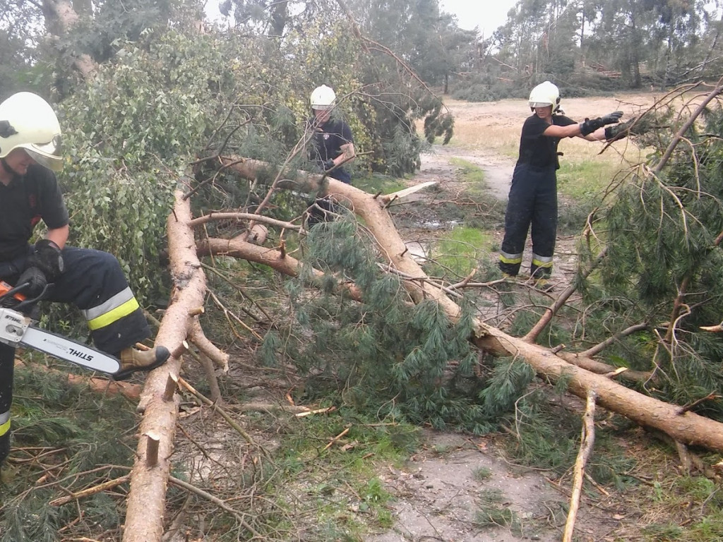 Strażacy z Kruszwicy o akcji wyjazdowej: Płacz i lament rodzin pozbawionych dachu nad głową na długo zostanie w naszej pamięci [FOTO]