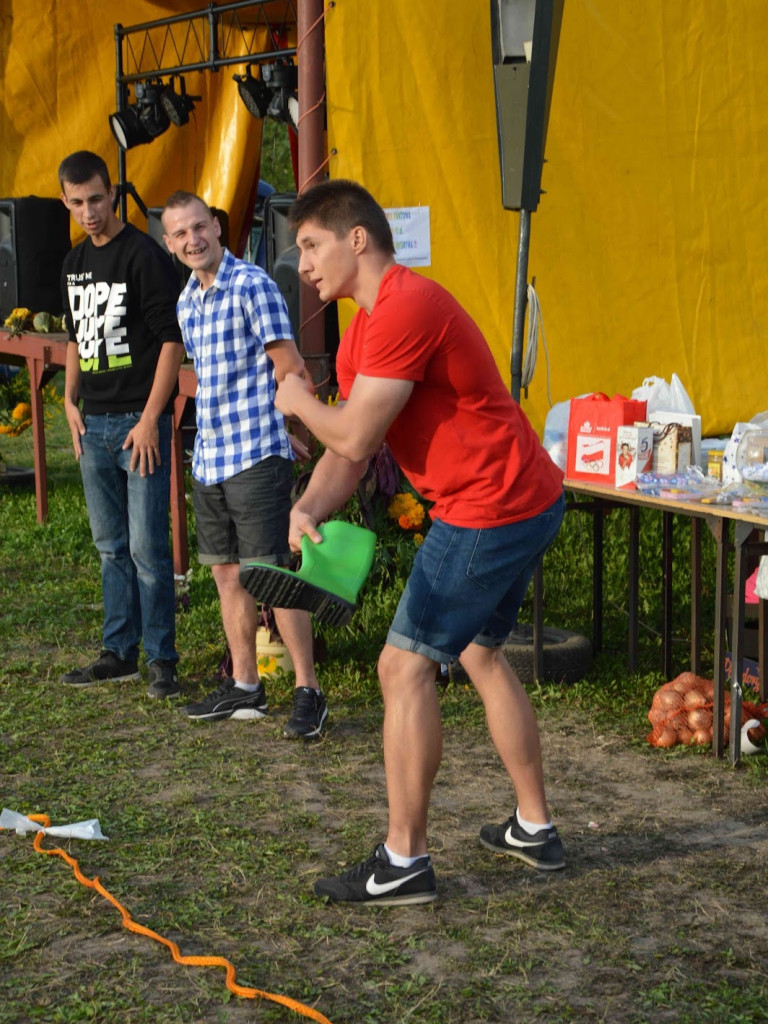 Atrakcji na dożynkach w Sławsku Wielkim nie brakowało [ZDJĘCIA]