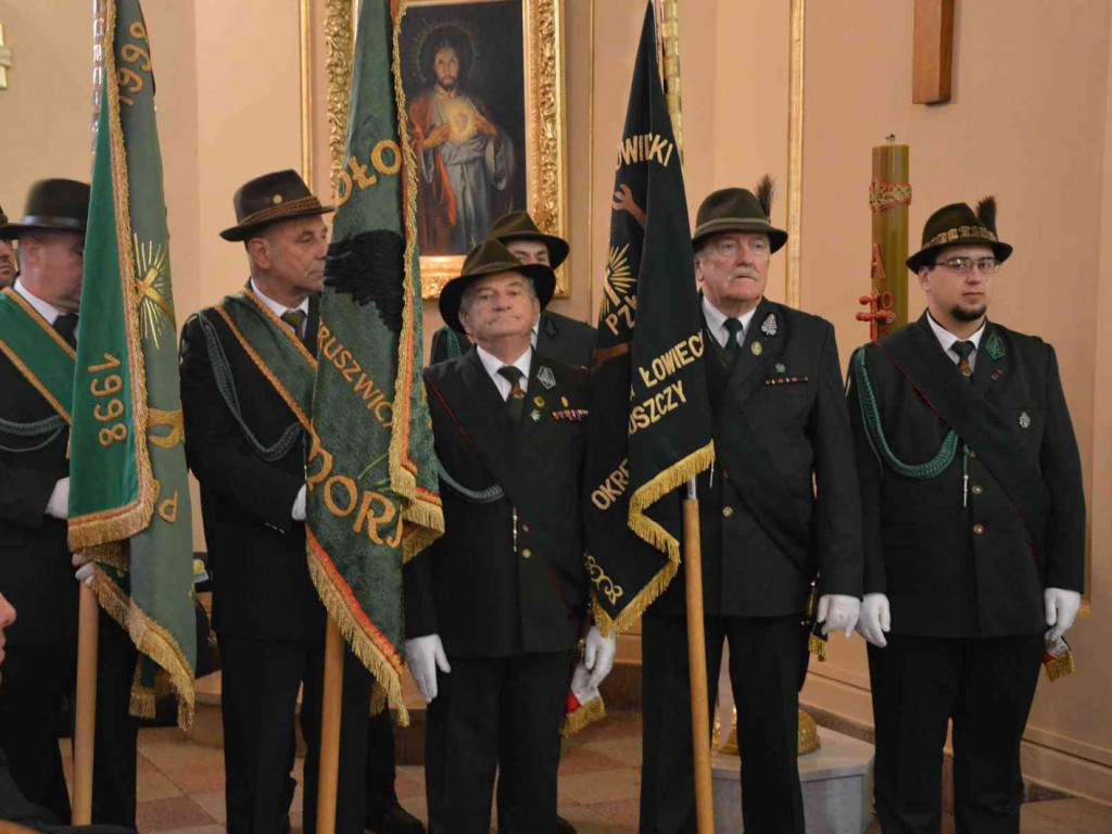 Myśliwi w kościele św. Teresy od Dzieciątka Jezus w Kruszwicy [FOTO]