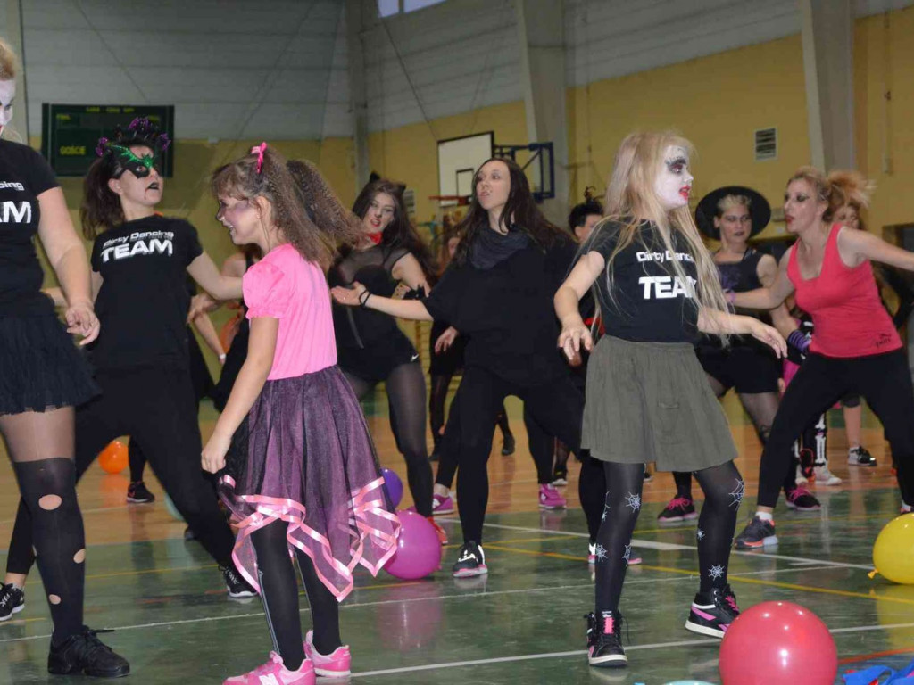 Zlot Czarownic w Kruszwicy: Gościem szczególnym Maja Bratus tancerka z You Can Dance [FOTO+VIDEO]