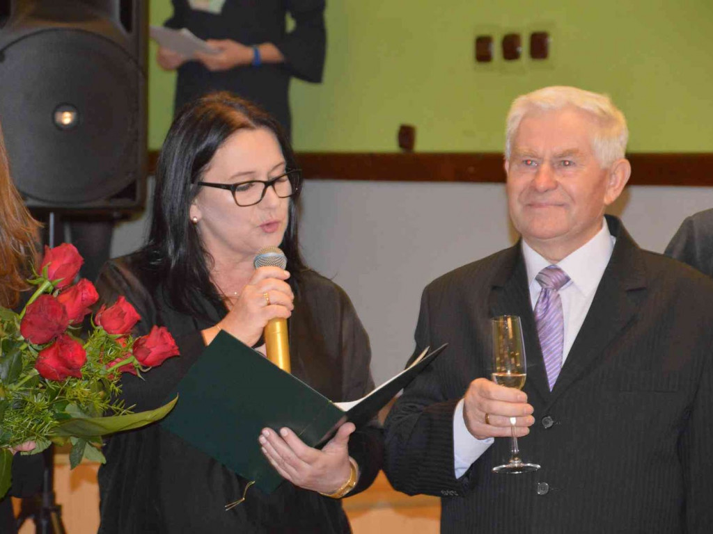 To już 55 lat pracy kowala z Chrosna. Mieszkańcy podziękowali Bogdanowi Matuszakowi