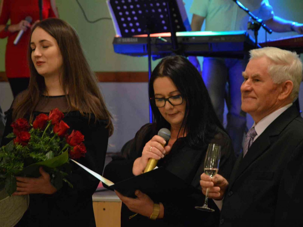 To już 55 lat pracy kowala z Chrosna. Mieszkańcy podziękowali Bogdanowi Matuszakowi