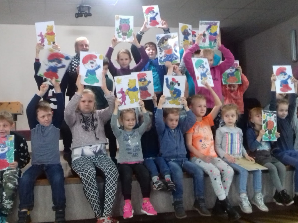 W Chełmcach malowali piaskiem podczas warsztatów edukacyjno-kreatywnych-Mojakruszwica.pl
