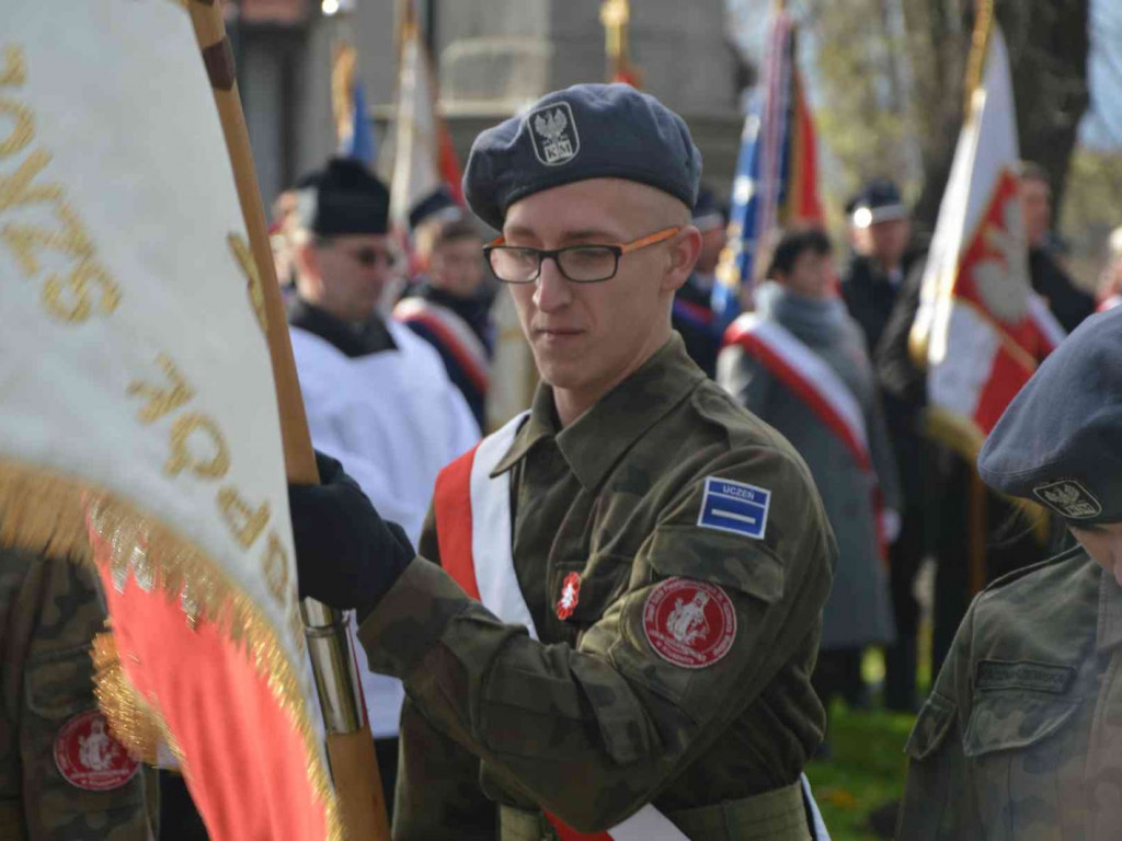 Kruszwiczanie na obchodach Święta Niepodległości. Naszą wolność zwróciło Powstanie Wielkopolskie