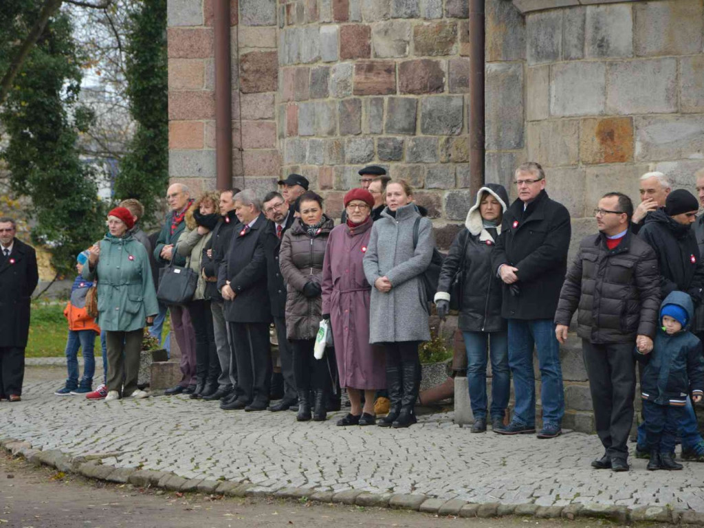 Kruszwiczanie na obchodach Święta Niepodległości. Naszą wolność zwróciło Powstanie Wielkopolskie