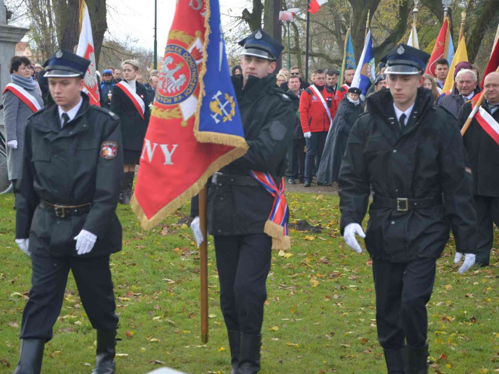 Kruszwiczanie na obchodach Święta Niepodległości. Naszą wolność zwróciło Powstanie Wielkopolskie