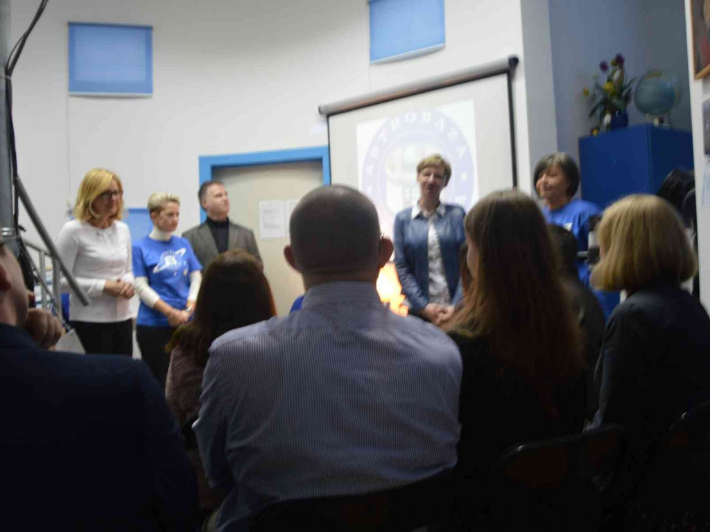 Grupa nauczycieli i popularyzatorów nauk ścisłych odwiedziła kruszwicką astrobazę [FOTO+VIDEO]