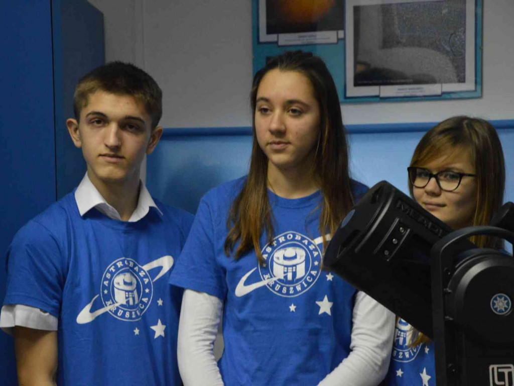 Grupa nauczycieli i popularyzatorów nauk ścisłych odwiedziła kruszwicką astrobazę [FOTO+VIDEO]