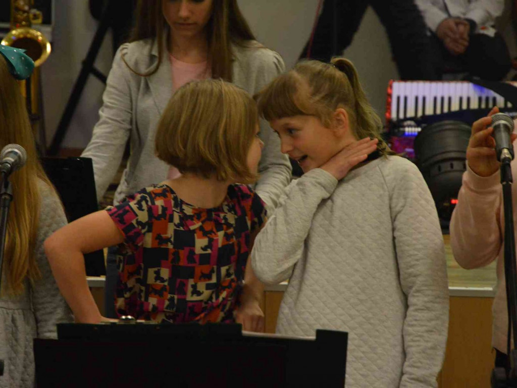 Jesienne spotkania seniorów w Kruszwicy. Zobacz zdjęcia z wydarzenia [FOTO]