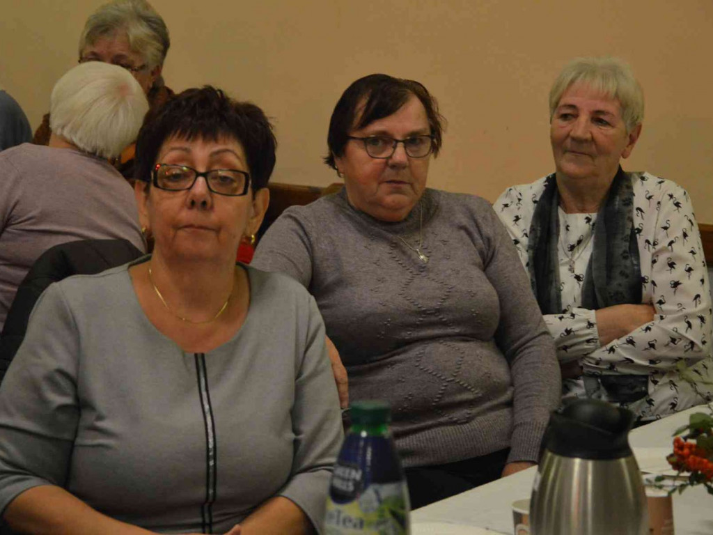 Jesienne spotkania seniorów w Kruszwicy. Zobacz zdjęcia z wydarzenia [FOTO]