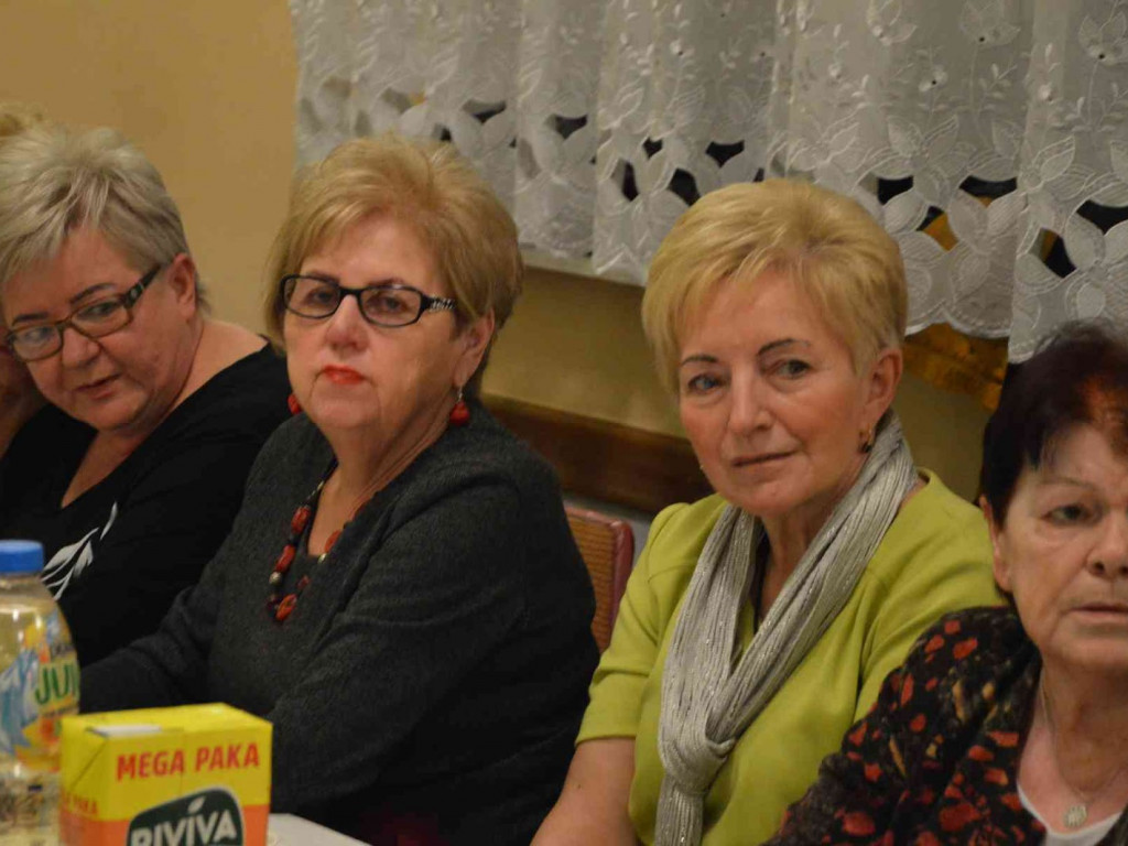 Jesienne spotkania seniorów w Kruszwicy. Zobacz zdjęcia z wydarzenia [FOTO]