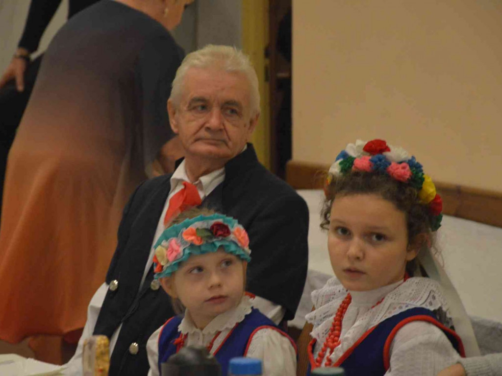 Jesienne spotkania seniorów w Kruszwicy. Zobacz zdjęcia z wydarzenia [FOTO]