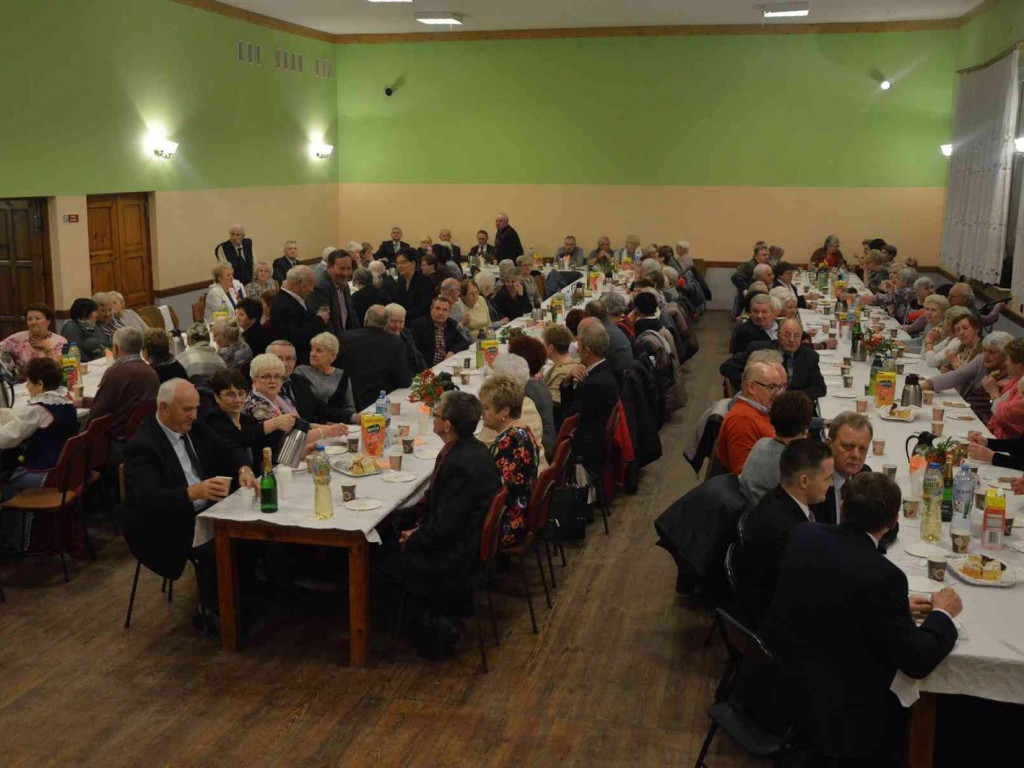 Jesienne spotkania seniorów w Kruszwicy. Zobacz zdjęcia z wydarzenia [FOTO]