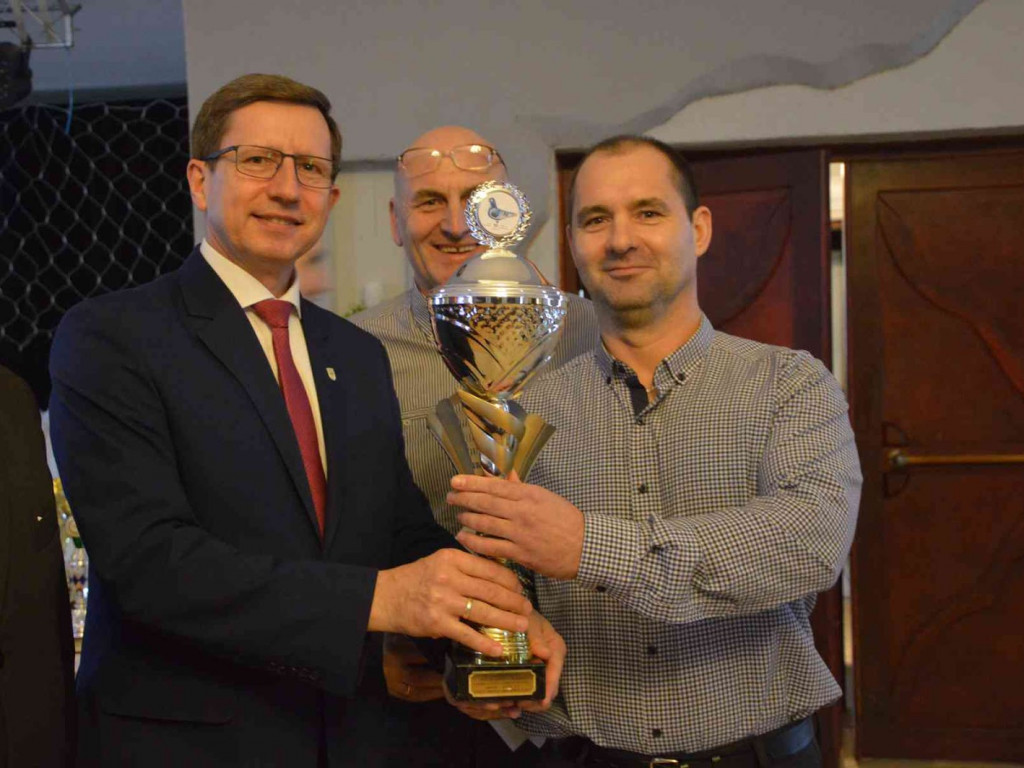 Kruszwiccy hodowcy zakończyli sezon lotowy