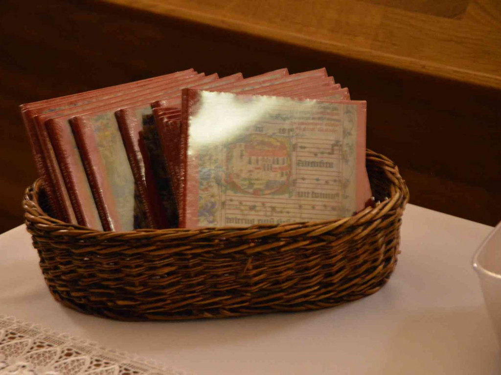 Klerycy gnieźnieńskiego seminarium z koncertem w Kruszwicy. Zobacz video