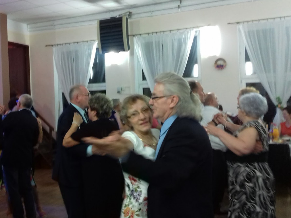 Takiej andrzejkowej zabawy seniorzy długo nie zapomną! Zobacz zdjęcia z wydarzenia