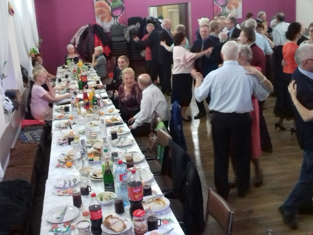 Takiej andrzejkowej zabawy seniorzy długo nie zapomną! Zobacz zdjęcia z wydarzenia