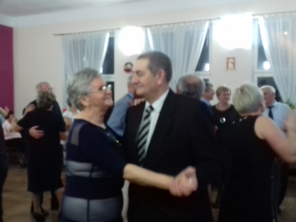 Takiej andrzejkowej zabawy seniorzy długo nie zapomną! Zobacz zdjęcia z wydarzenia