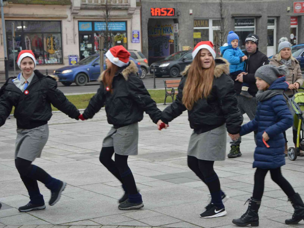 Motomikołaje na kruszwickim rynku. Zobacz blisko 200 zdjęć z wydarzenia [FOTO]