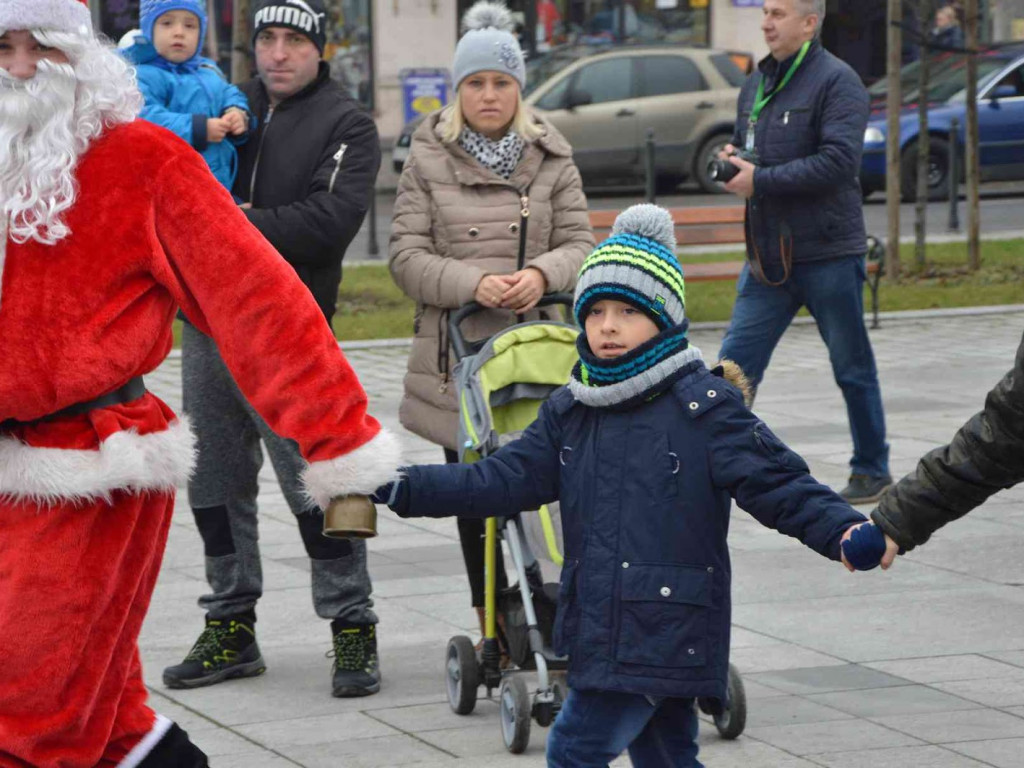 Motomikołaje na kruszwickim rynku. Zobacz blisko 200 zdjęć z wydarzenia [FOTO]