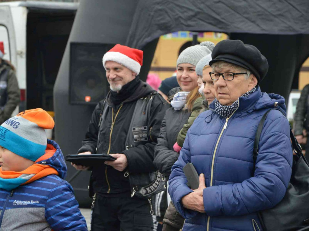 Motomikołaje na kruszwickim rynku. Zobacz blisko 200 zdjęć z wydarzenia [FOTO]