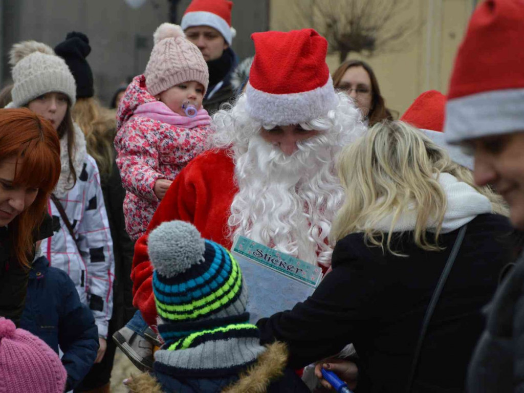 Motomikołaje na kruszwickim rynku. Zobacz blisko 200 zdjęć z wydarzenia [FOTO]
