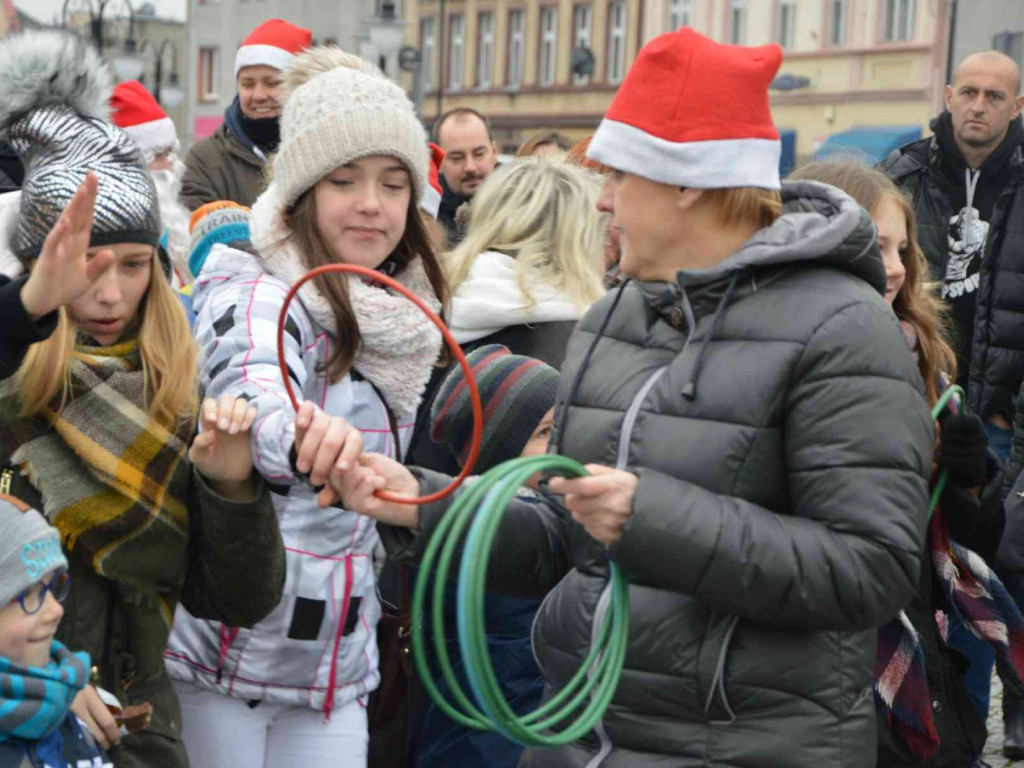 Motomikołaje na kruszwickim rynku. Zobacz blisko 200 zdjęć z wydarzenia [FOTO]