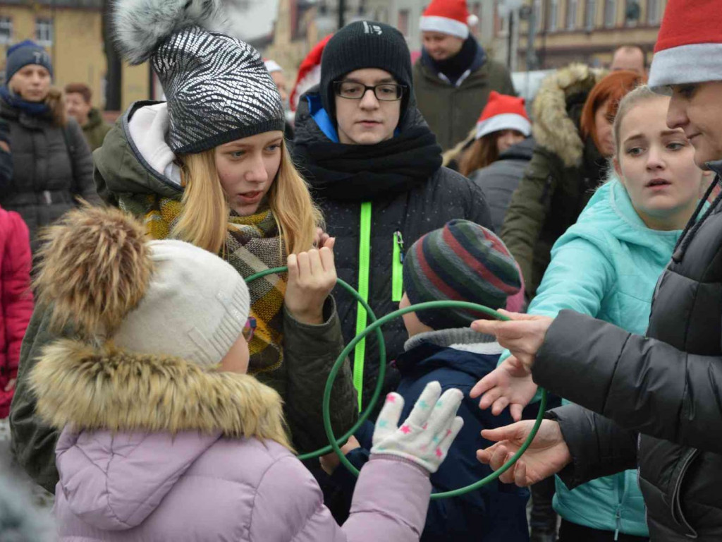 Motomikołaje na kruszwickim rynku. Zobacz blisko 200 zdjęć z wydarzenia [FOTO]