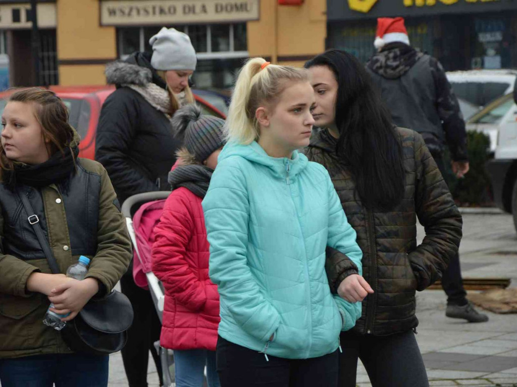 Motomikołaje na kruszwickim rynku. Zobacz blisko 200 zdjęć z wydarzenia [FOTO]