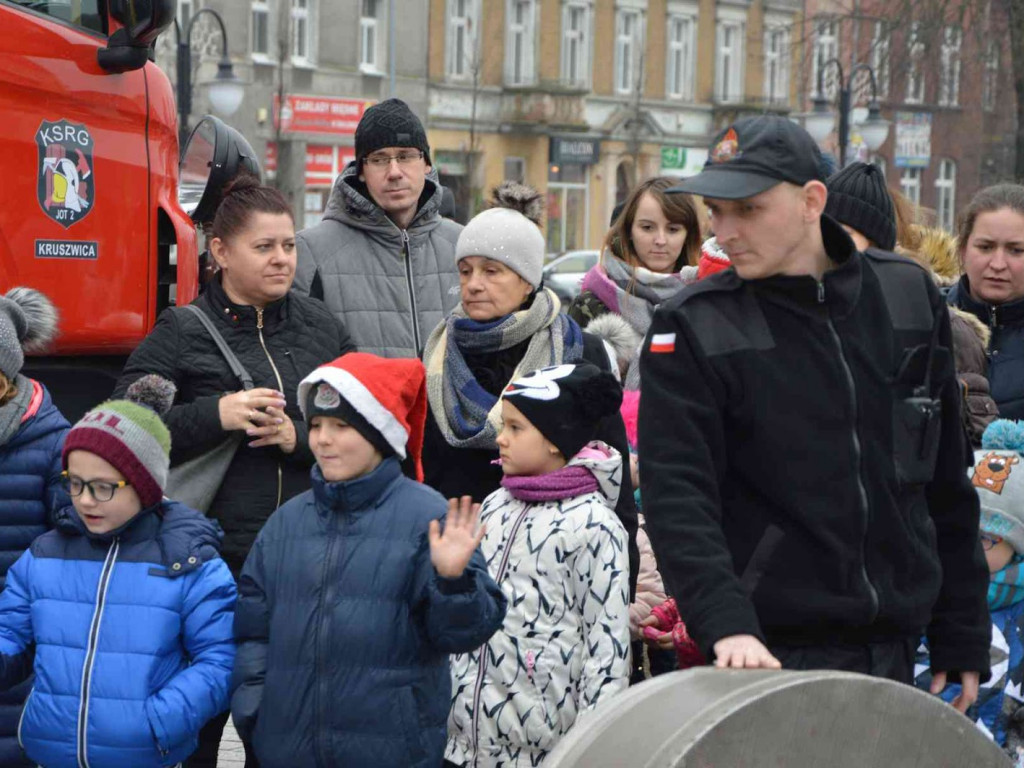 Motomikołaje na kruszwickim rynku. Zobacz blisko 200 zdjęć z wydarzenia [FOTO]