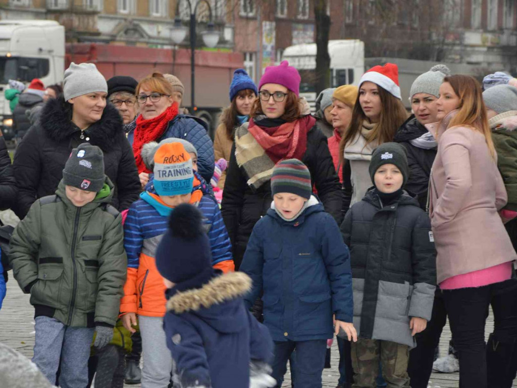 Motomikołaje na kruszwickim rynku. Zobacz blisko 200 zdjęć z wydarzenia [FOTO]