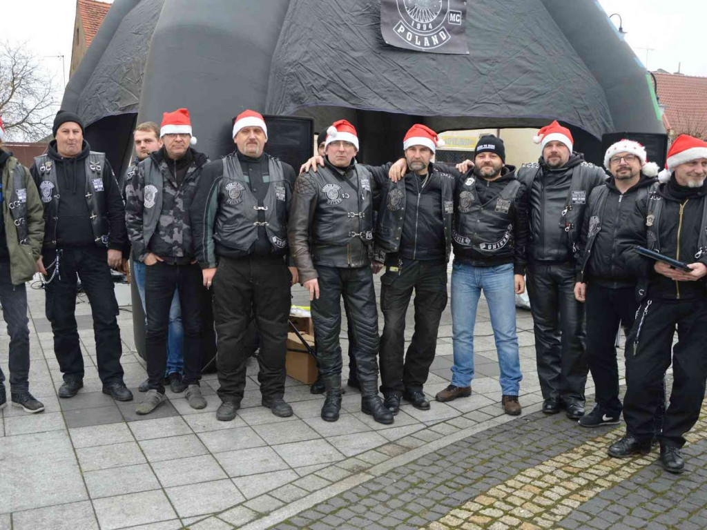 Motomikołaje na kruszwickim rynku. Zobacz blisko 200 zdjęć z wydarzenia [FOTO]