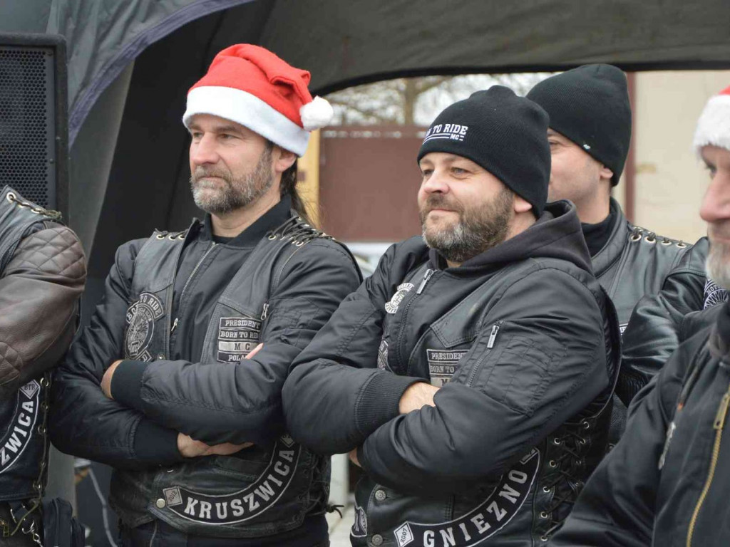 Motomikołaje na kruszwickim rynku. Zobacz blisko 200 zdjęć z wydarzenia [FOTO]