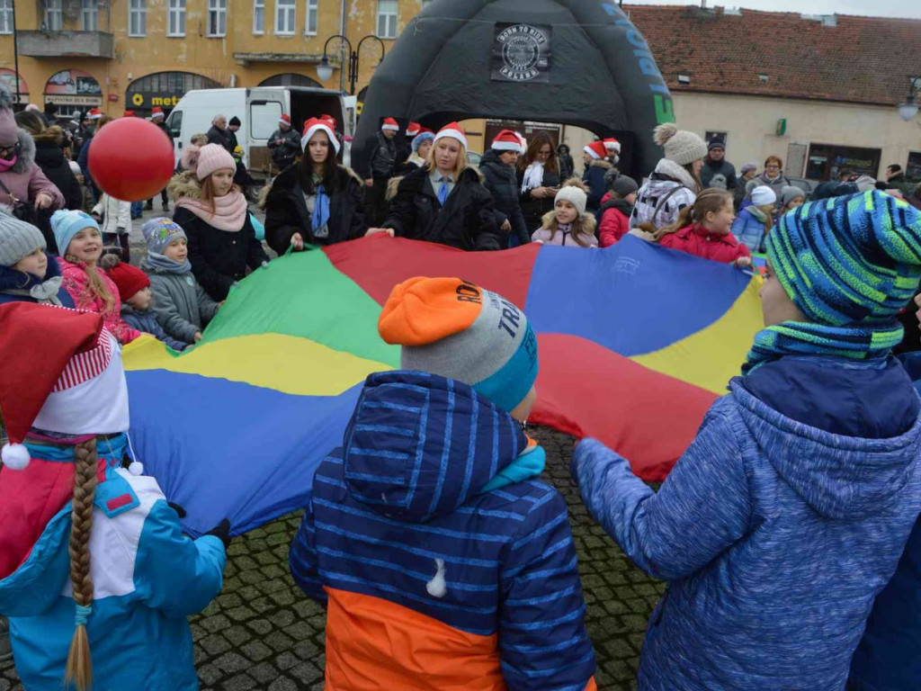 Motomikołaje na kruszwickim rynku. Zobacz blisko 200 zdjęć z wydarzenia [FOTO]