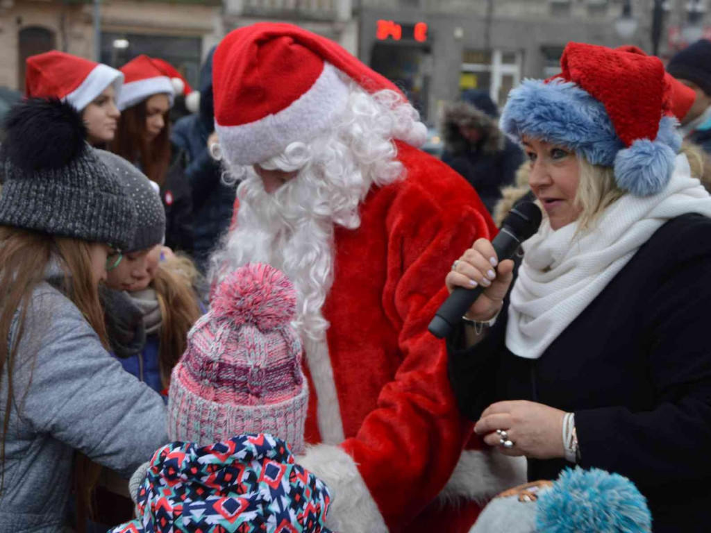 Motomikołaje na kruszwickim rynku. Zobacz blisko 200 zdjęć z wydarzenia [FOTO]