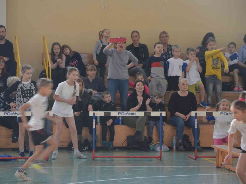 Trwa kolejna edycja Pluszowego Misia. Na hali rywalizują dzieci szkół podstawowych