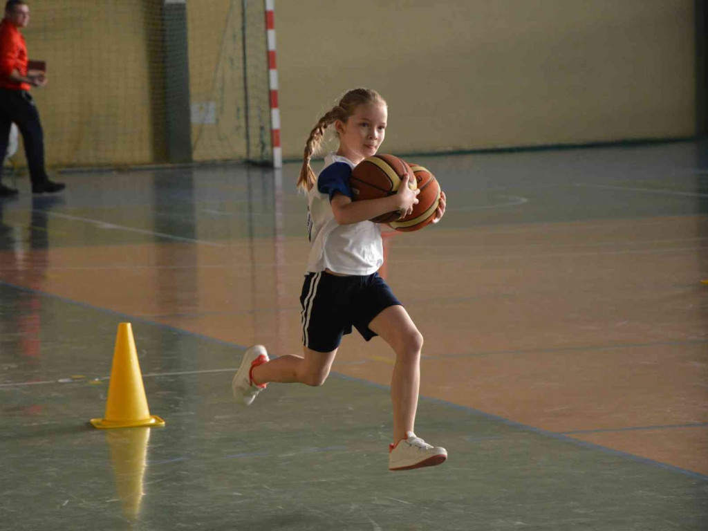 Trwa kolejna edycja Pluszowego Misia. Na hali rywalizują dzieci szkół podstawowych