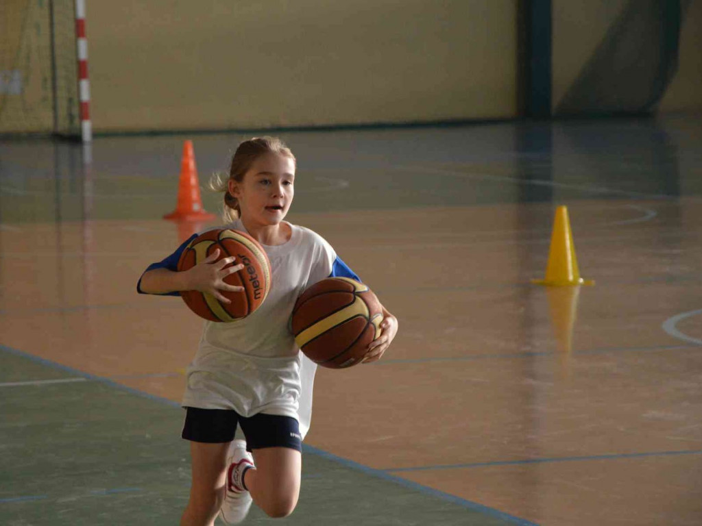 Trwa kolejna edycja Pluszowego Misia. Na hali rywalizują dzieci szkół podstawowych