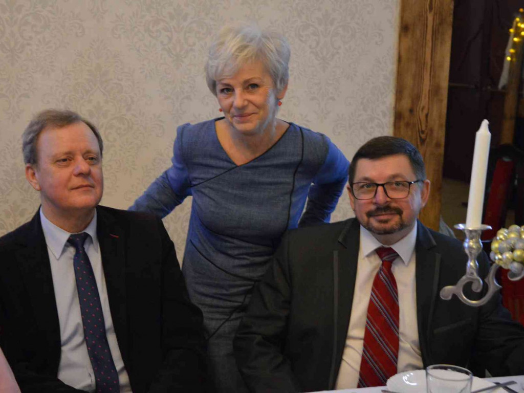 Seniorzy spotkali się przy świątecznym stole [FOTO]