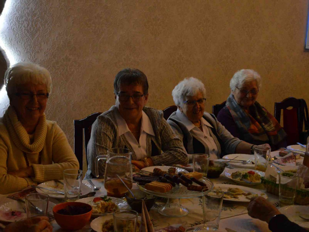 Seniorzy spotkali się przy świątecznym stole [FOTO]