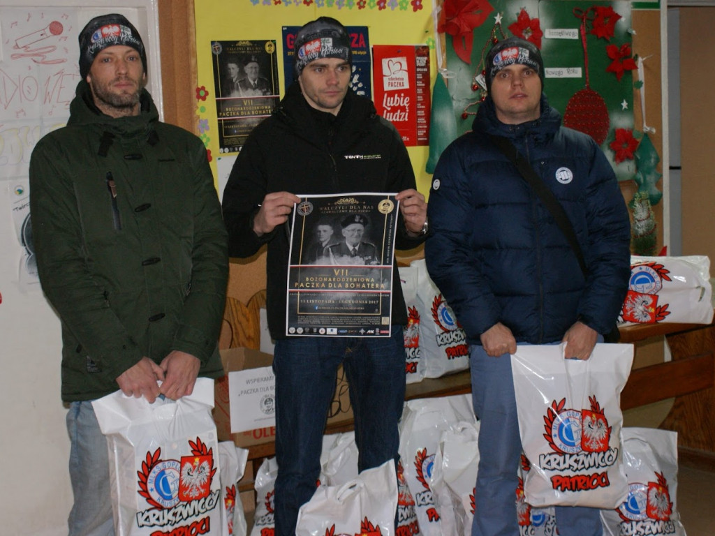 Paczka dla Bohatera. Paczki trafiły do lokalnych bohaterów
