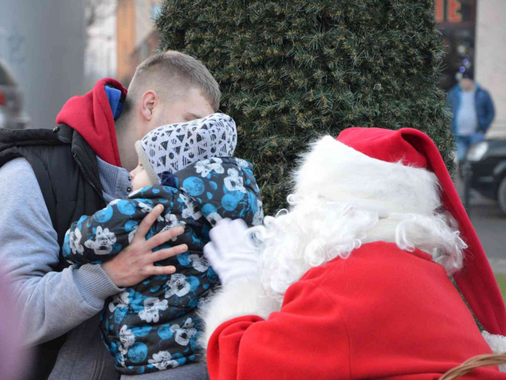 Wspólne kolędowanie na kruszwickim rynku [LIVE]  [FOTO]