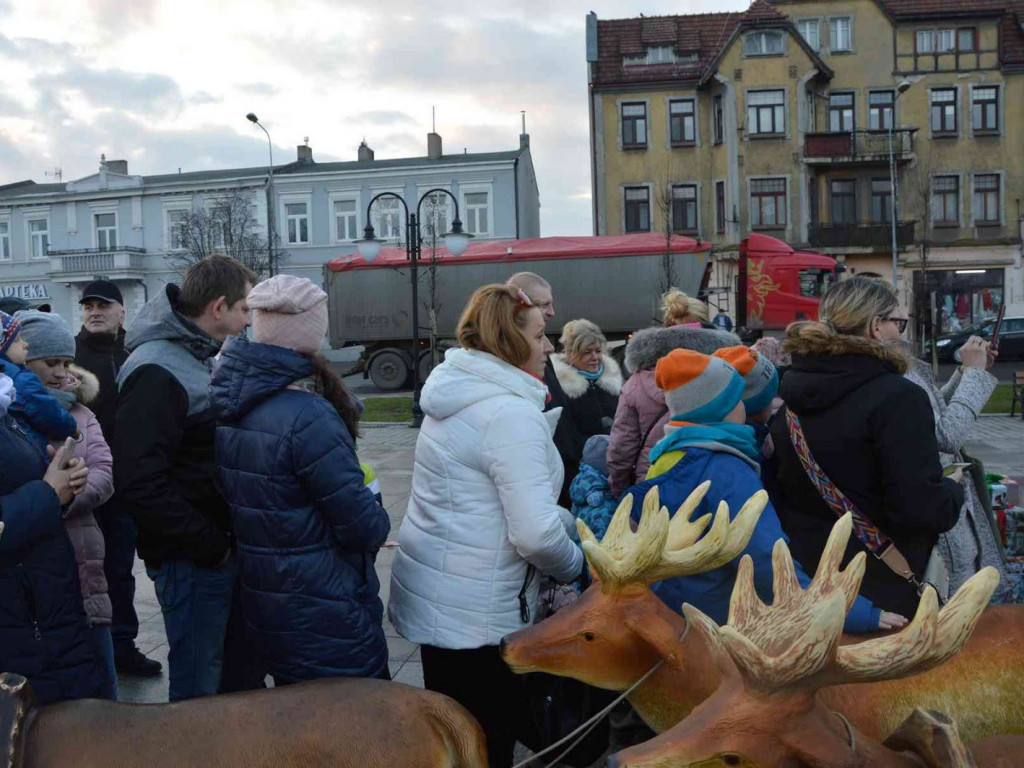 Wspólne kolędowanie na kruszwickim rynku [LIVE]  [FOTO]