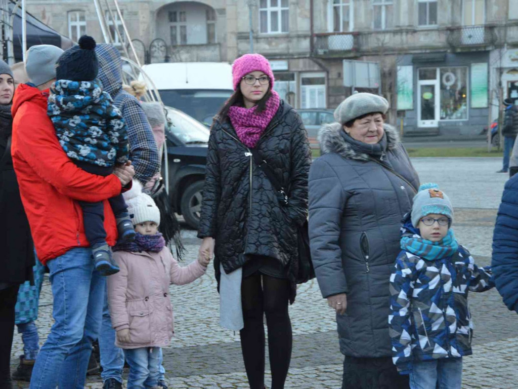 Wspólne kolędowanie na kruszwickim rynku [LIVE]  [FOTO]