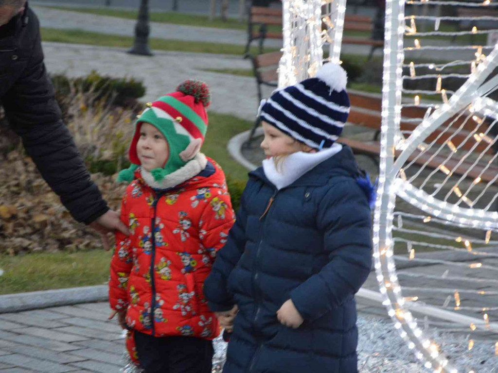 Wspólne kolędowanie na kruszwickim rynku [LIVE]  [FOTO]